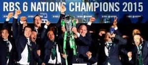 Paul O'Connell lifts the Six Nations trophy